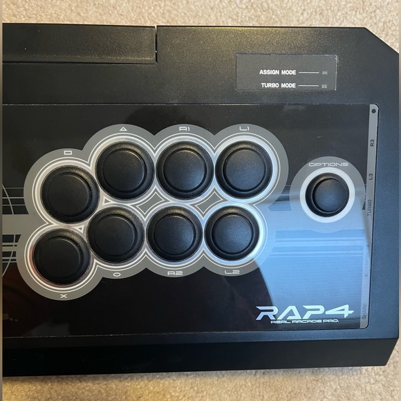 HORI RAP 4 Game Pad - Picture 3 of 5